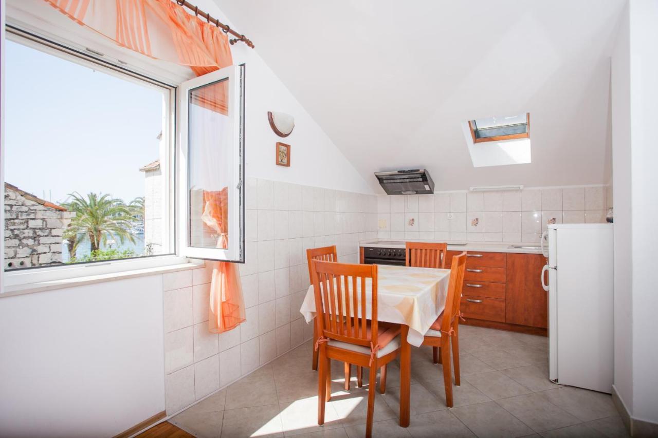 Apartments Ivomar Trogir Exterior photo